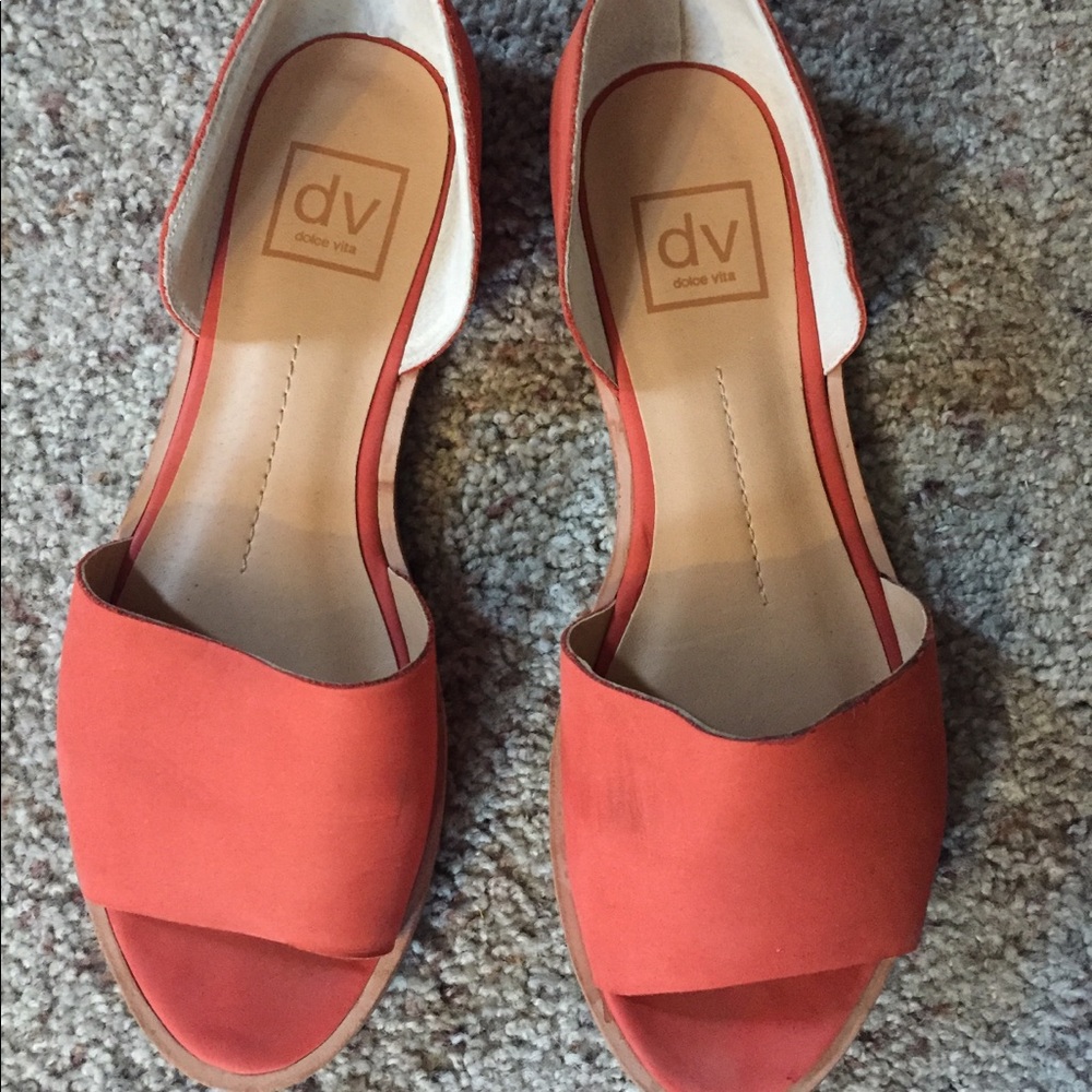 Dolce Vita Cute Summer Slides